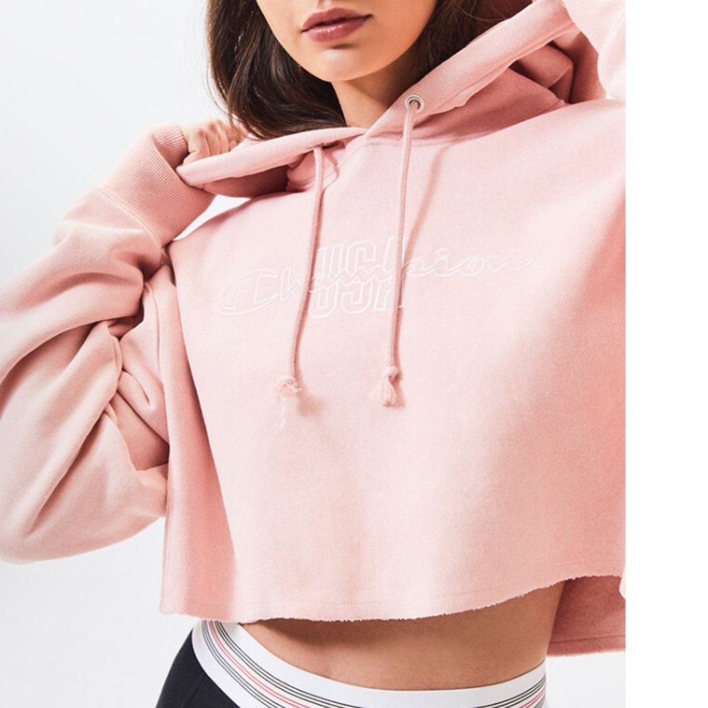 champion reverse weave cropped hoodie pink